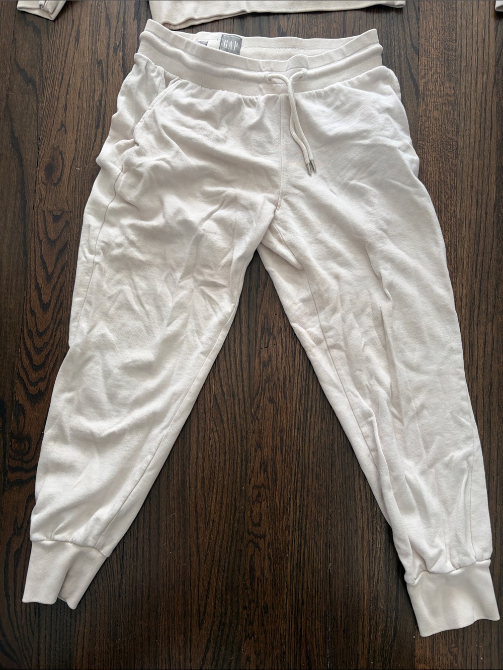 GAP Cream Marbled Pullover Sweatshirt and Jogger Set - Picture 2 of 8